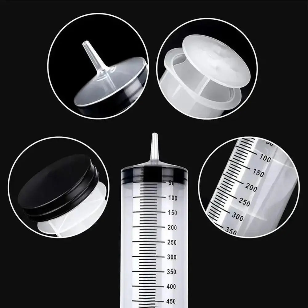 large-syringe-with-measurement